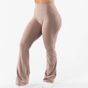 NWT Alphalete Aura Flared Pant